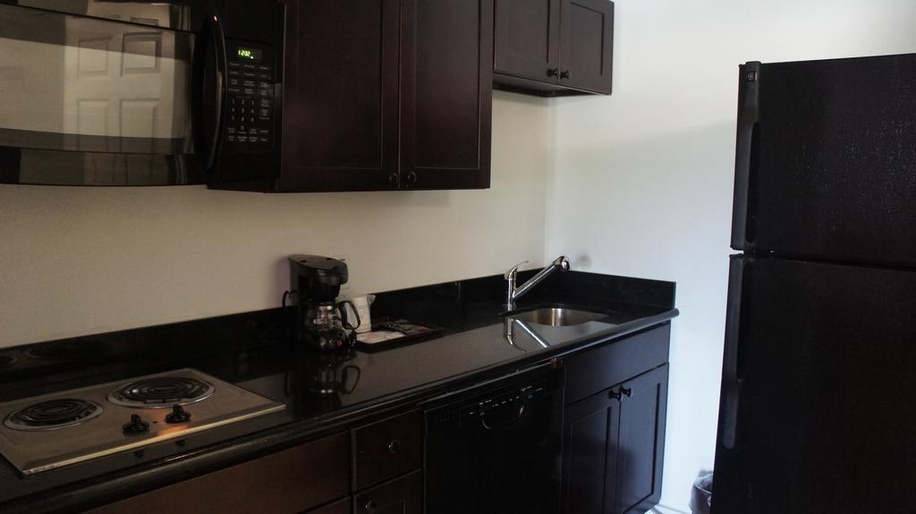 Lux Inn And Suites Three Rivers Zimmer foto